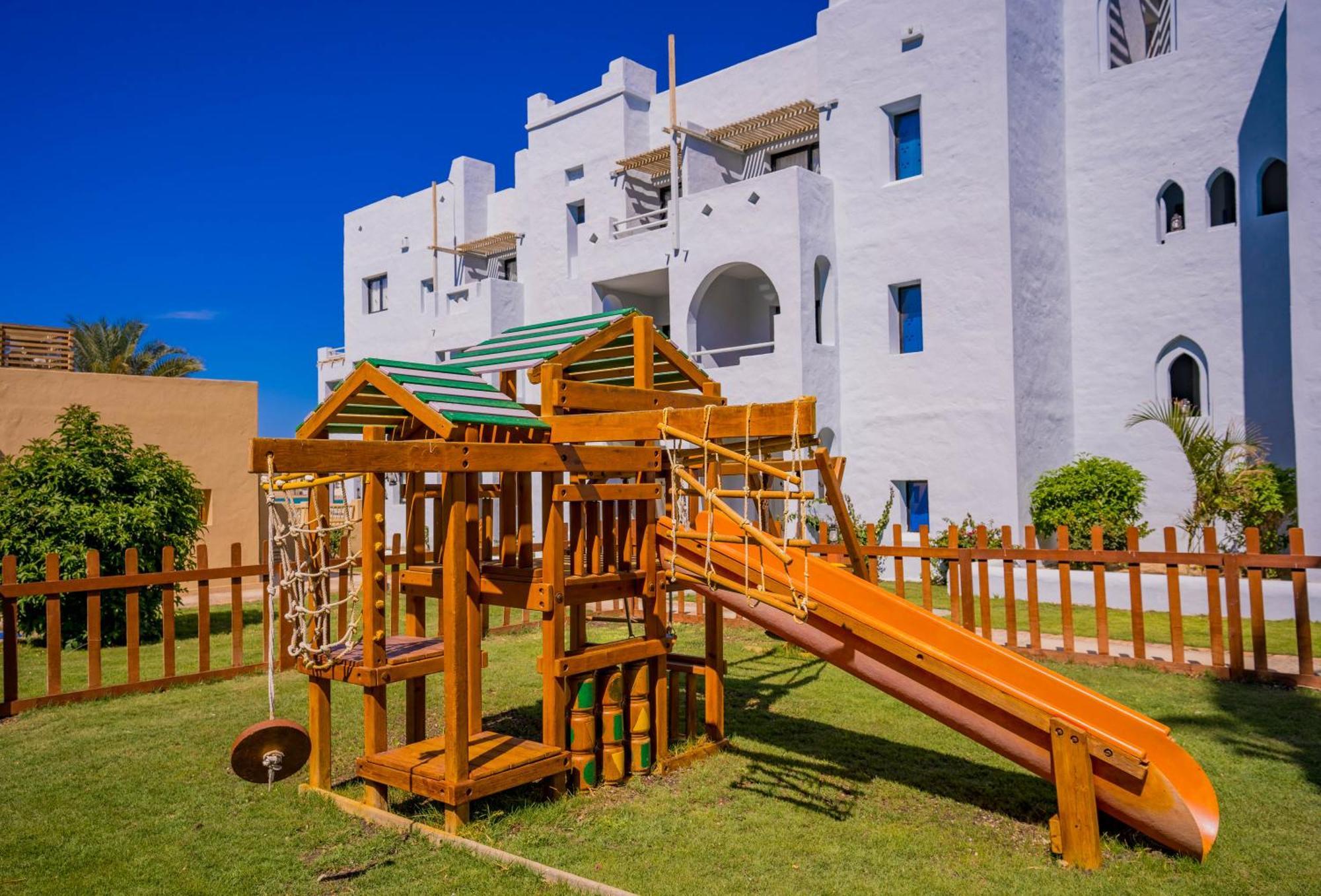 Marina Lodge At Port Ghalib Exterior foto